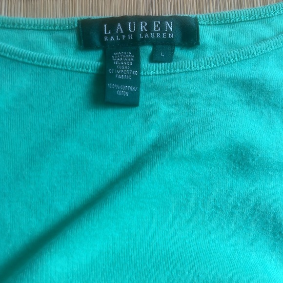 Lauren Ralph Lauren short sleeve tee shirt with  gold button epaulettes - Picture 4 of 4